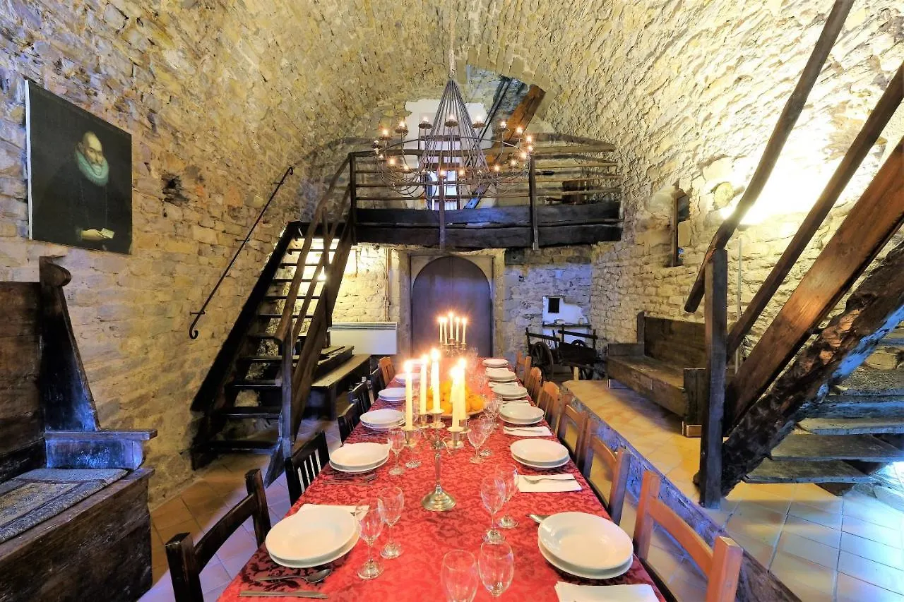 Castello Di Rometta Villa Fivizzano Italy
